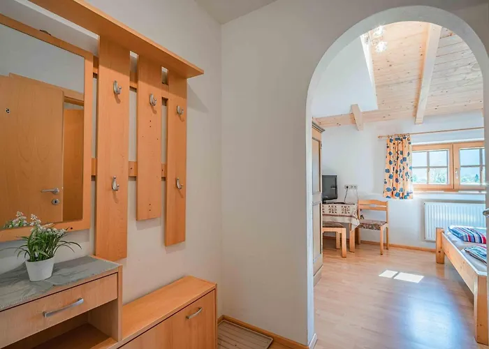 Hotter 26 Semesterbostad